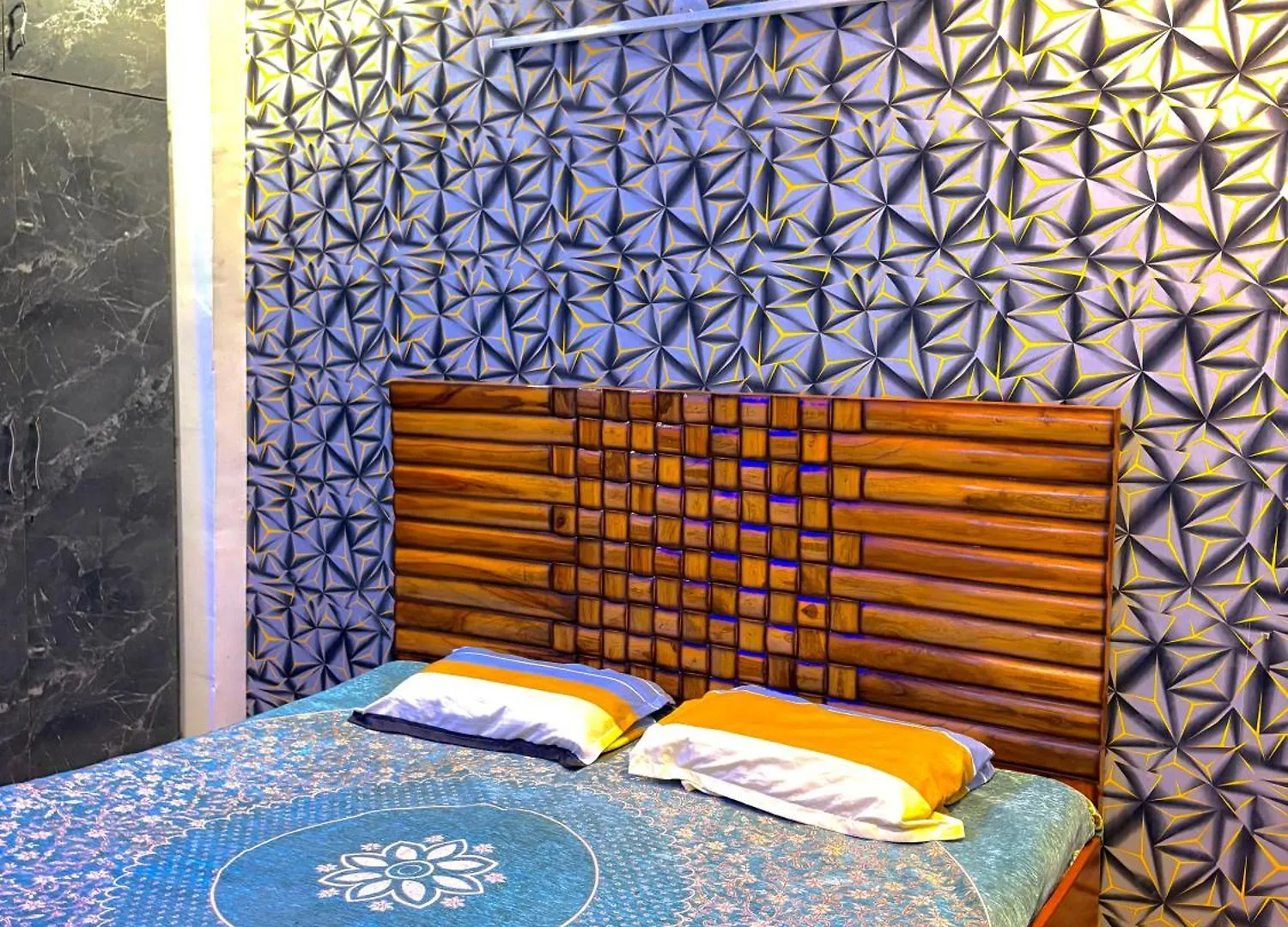Private Room In New Delhi Couple Friendly India