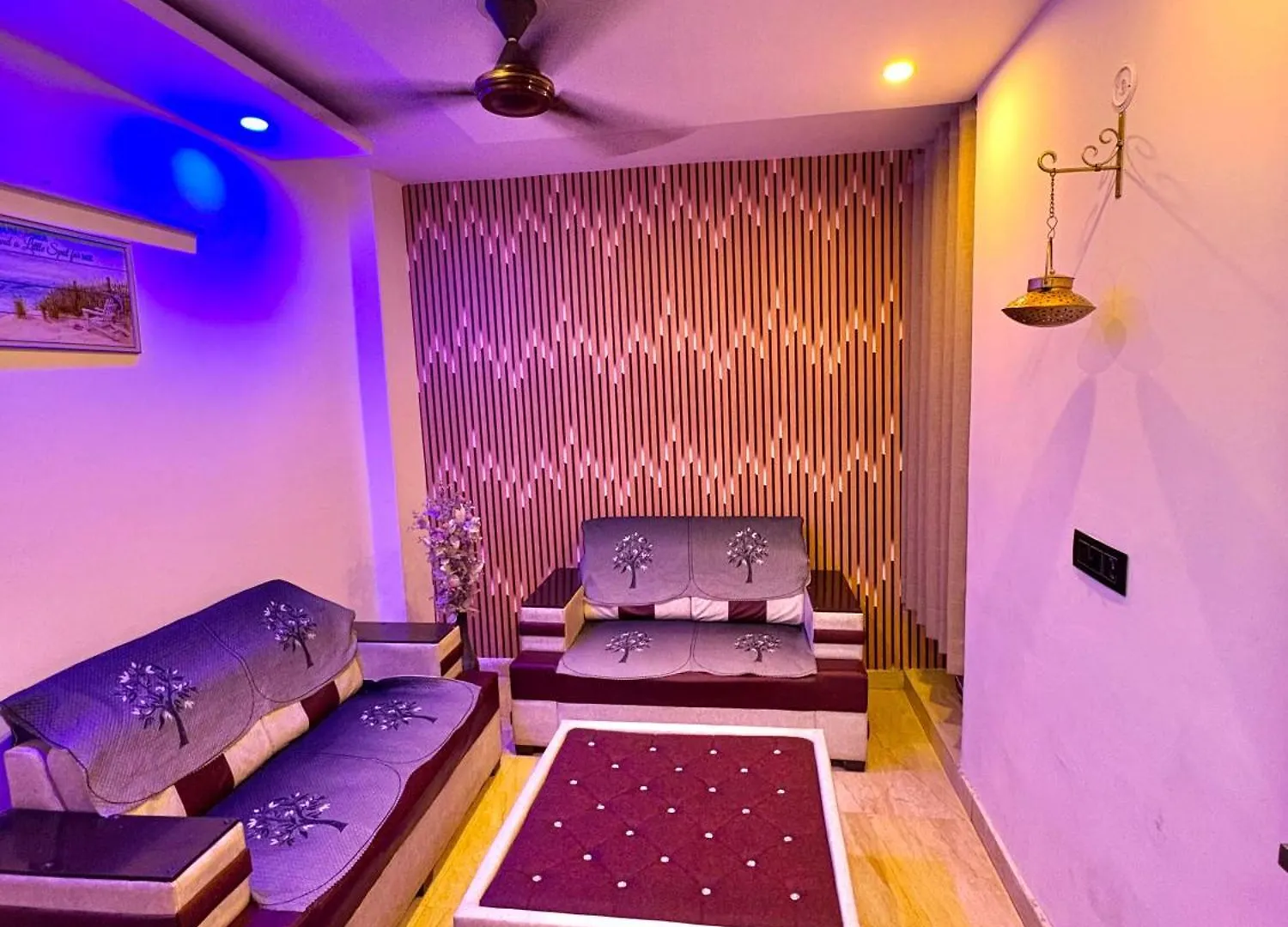 Private Room In New Delhi Couple Friendly India