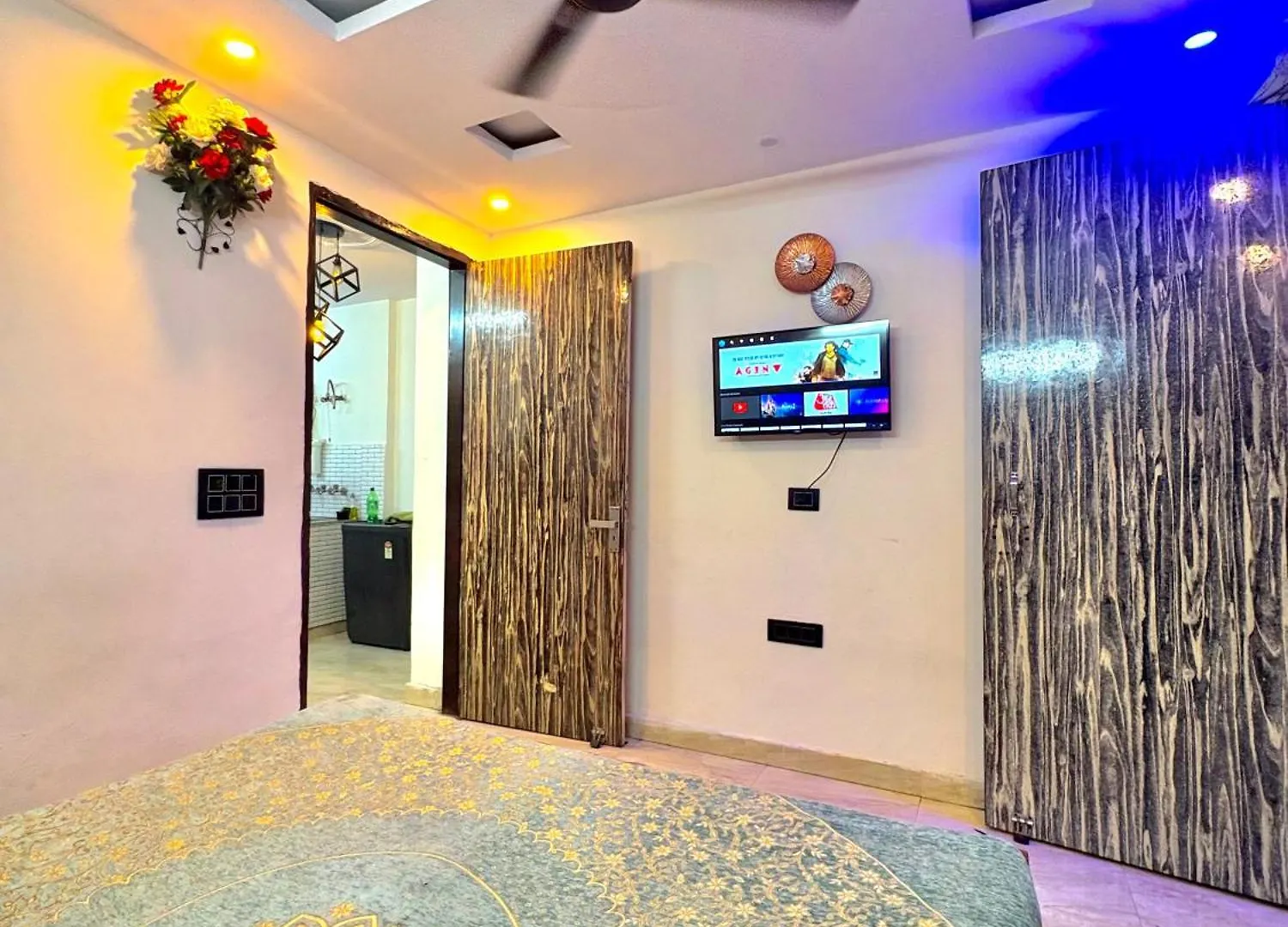 Private Room In New Delhi Couple Friendly Homestay
